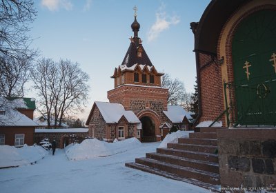 MPEÕK и Пюхтицкий монастырь проиграли в суде спор с Рийгикогу