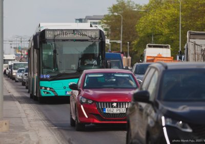 В связи с парадом в День независимости Эстонии общественный транспорт пойдет в объезд